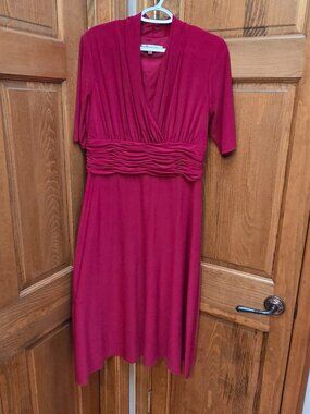 EVAN PICONE Red V Neck Short Sleeve Dress Size 12